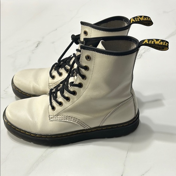 Dr. Martens White Leather Women's Boots - Picture 4 of 6